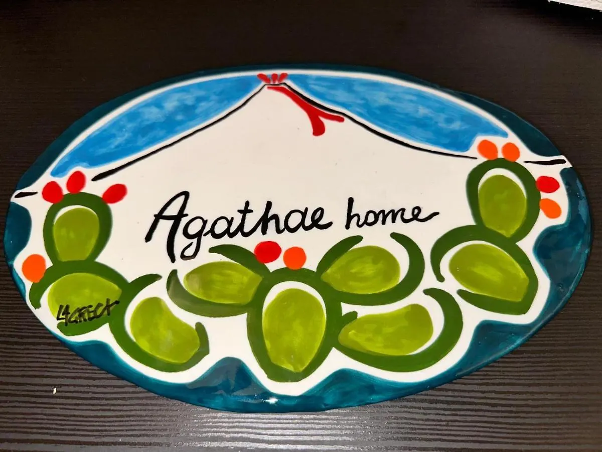Agathae Home كاتانيا 0*,